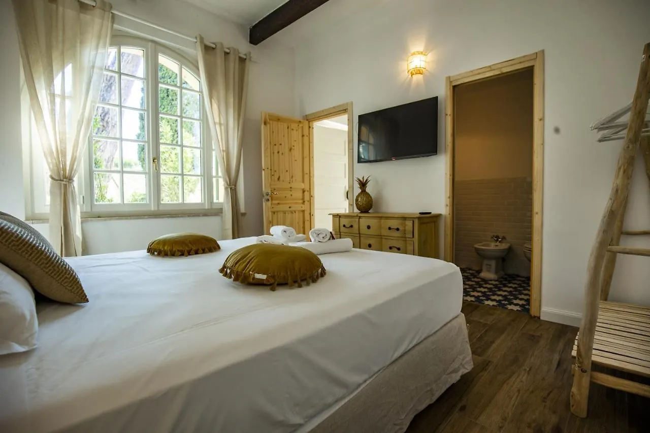 Inn The Edwards Suites Saint-Tropez France